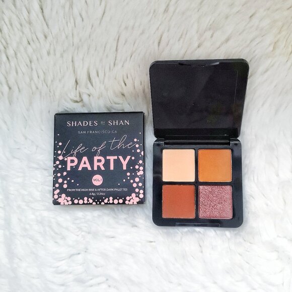 💮2/$60💮 4 pcs Makeup Set - Picture 3 of 6